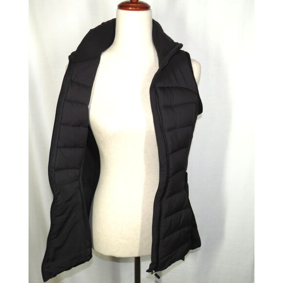 Halara Black Lightweight Quilted Zip Pocket Puffer Vest Size Medium - Picture 6 of 6